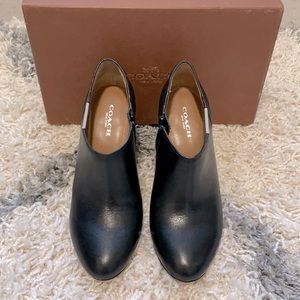 EUC COACH heeled booties